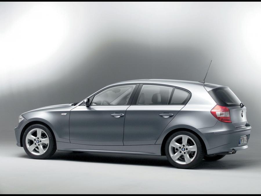  BMW 120i 2005 года  (фото 11 из 13)